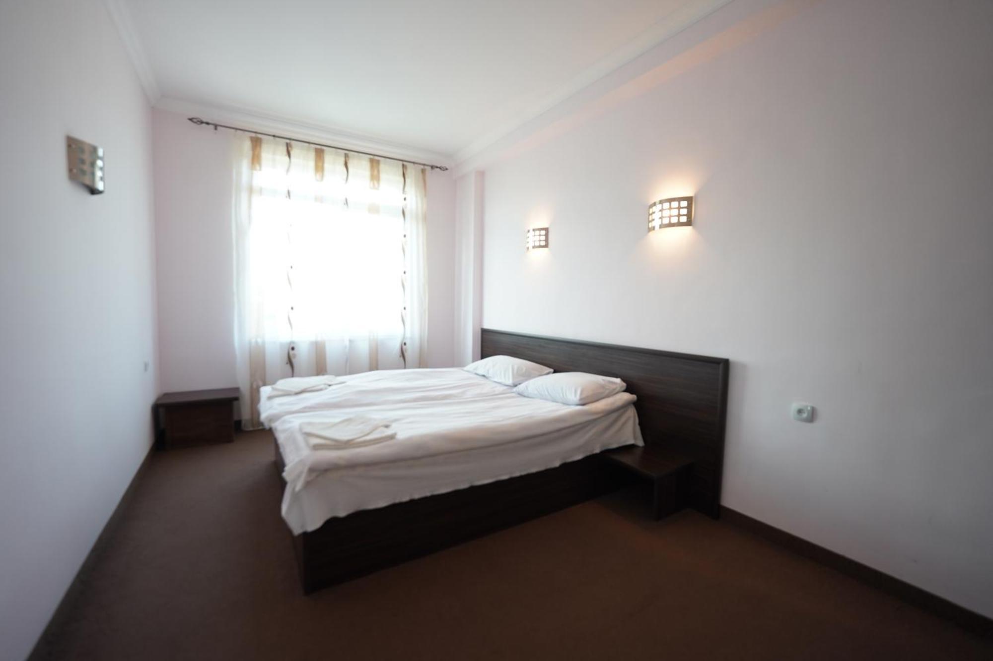 Maria Resort Sevan Rum bild