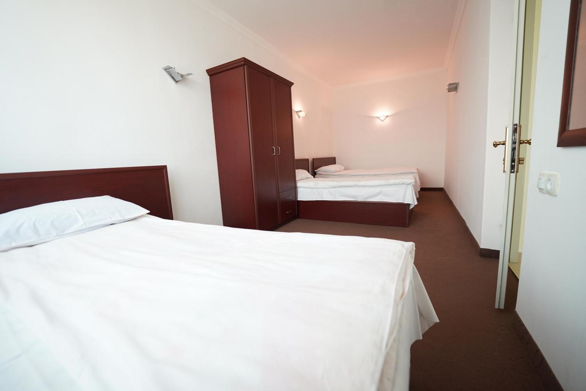 Maria Resort Sevan Rum bild